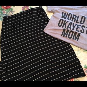 Womens size M maxi skirt. 💕